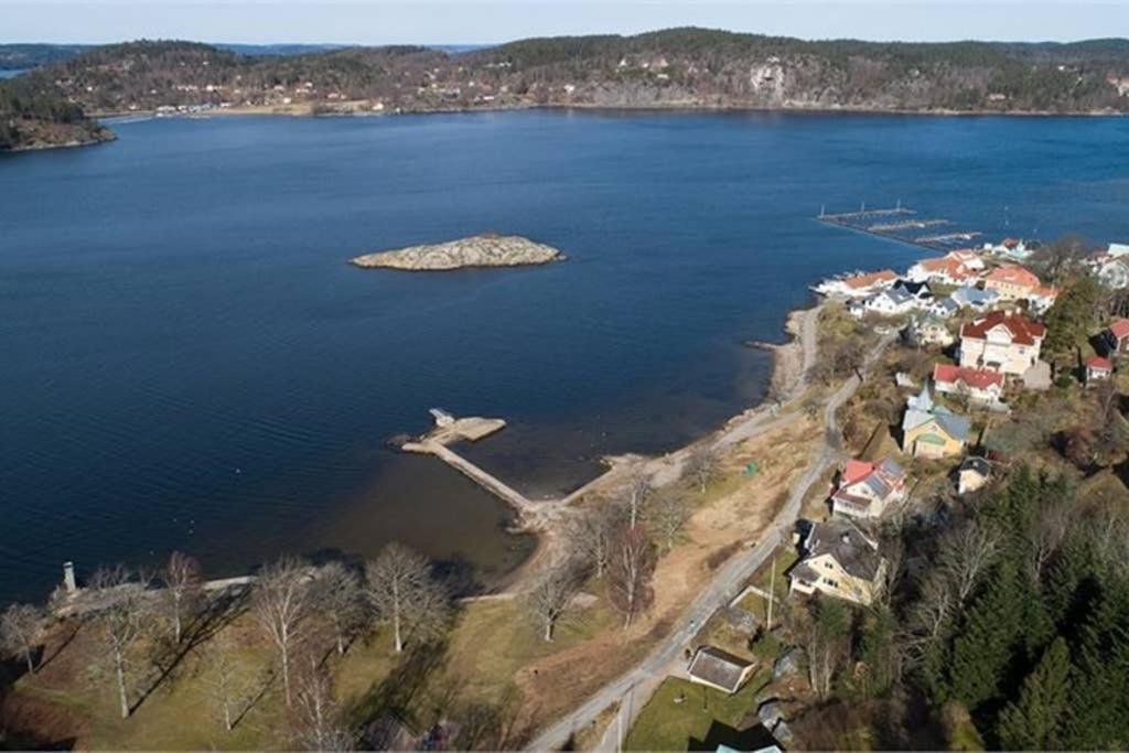 Nyrenoverat Kaellarlaegenhet Apartment Ljungskile Bagian luar foto